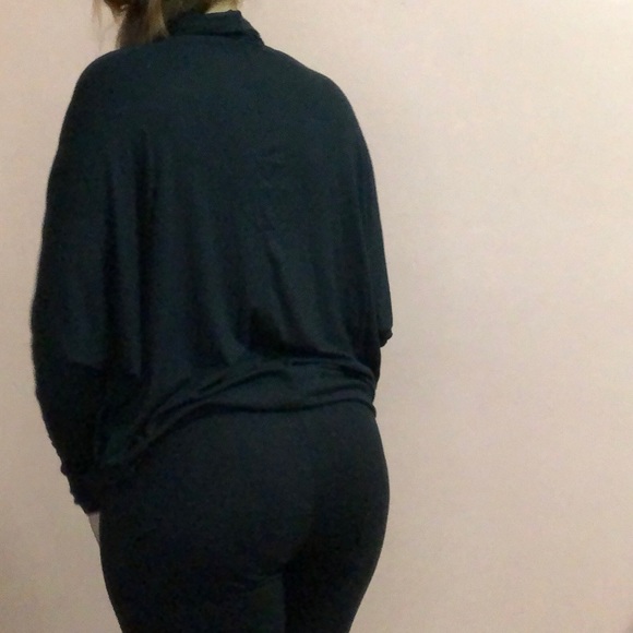 Long sleeve black sweater top - Picture 6 of 7